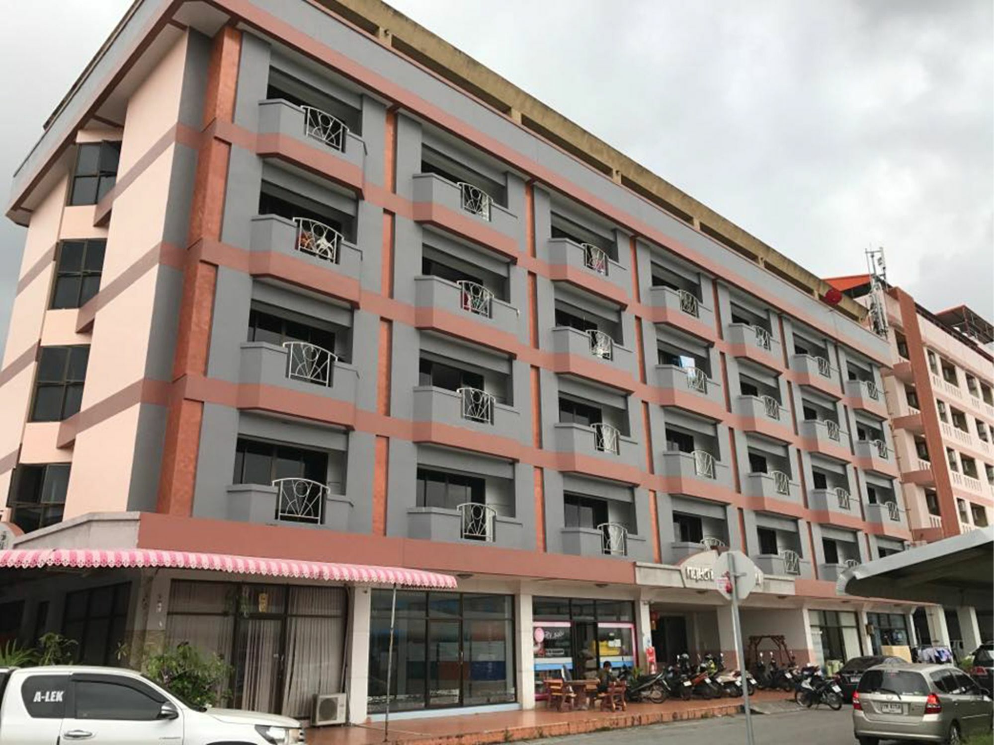 Kritsadanakorn Mansion Apartamento Hat Yai Exterior foto